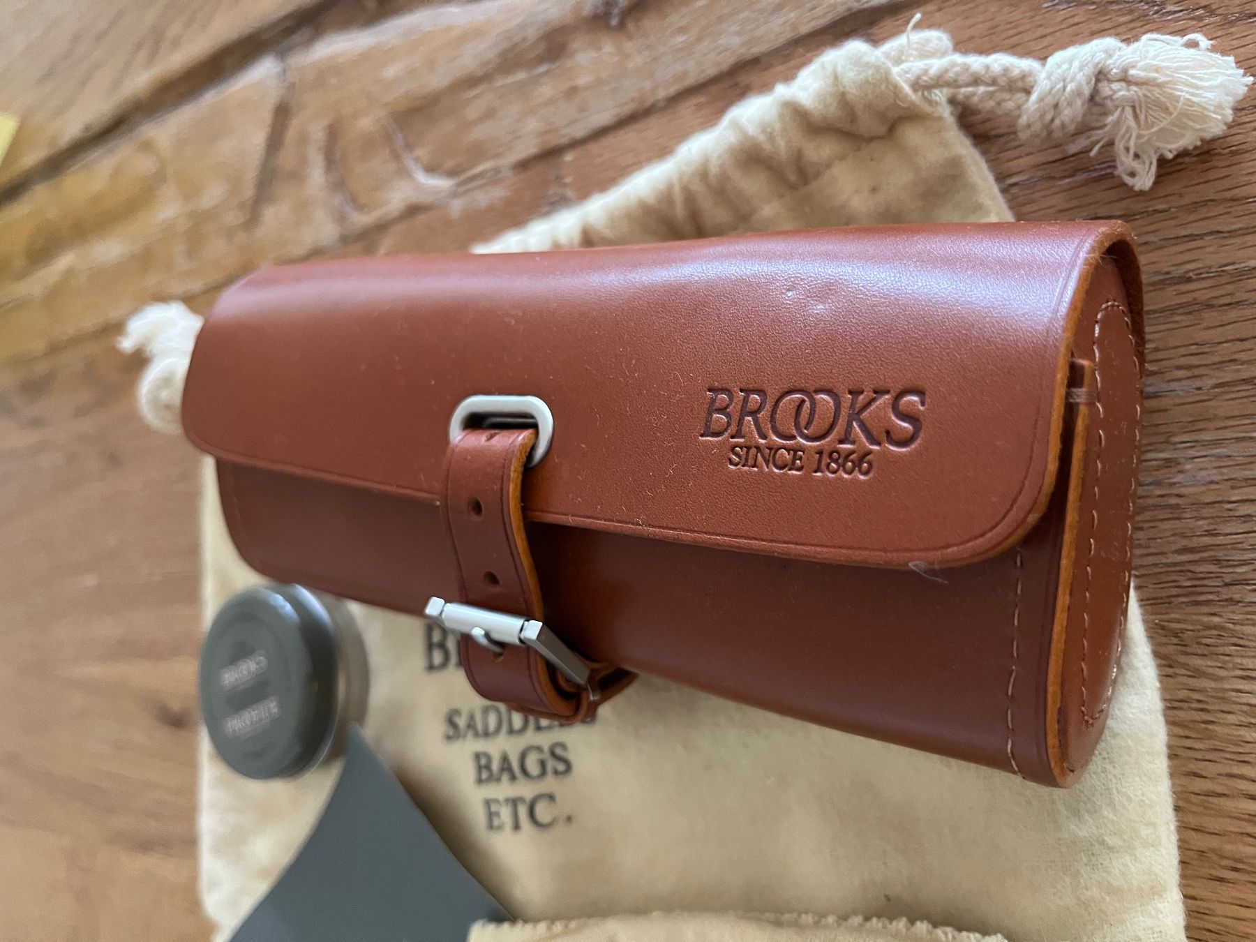 Brooks Pezzi di ricambio: Brooks Challenge Tool Bag Satteltasche – Nuovo (secondo la descrizione) da Olten venduto da Xtra 1