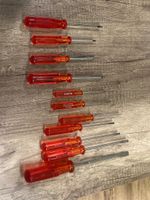 Schraubenzieher Set 9-teilig rot guter Zustand 40