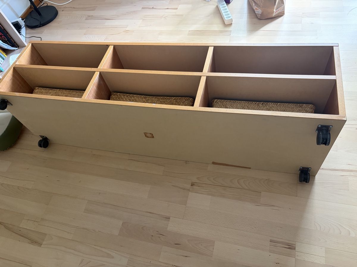 Meubles TV: TV Möbel mit Rollen, 6 Fächer, gebraucht – D'occasion à Bern par mic_2yjp 1