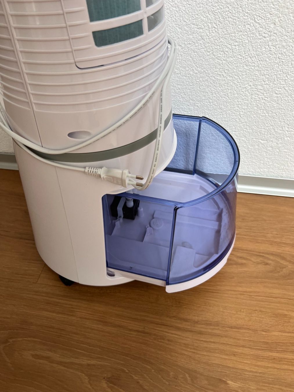 Climatiseurs: Klarstein Skyscraper Smart 210 m3/h weiss – D'occasion à Wengi b. Büren par Brb0 1