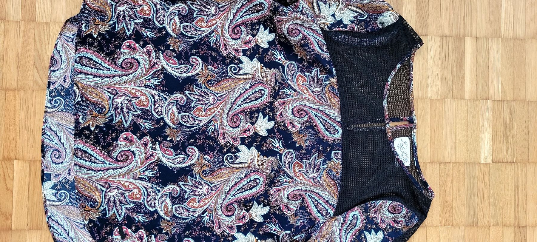 Blusen: Schicke Bluse mit Paisley Muster, Gr. S  neu – Neu (gemäss Beschreibung) aus Emmenbrücke von gatasalvache 2