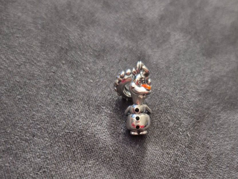 Ciondoli: Silber Charm Olaf +Garantie – Nuovo (secondo la descrizione) da Rotkreuz venduto da Carbone_Bijou-Shop