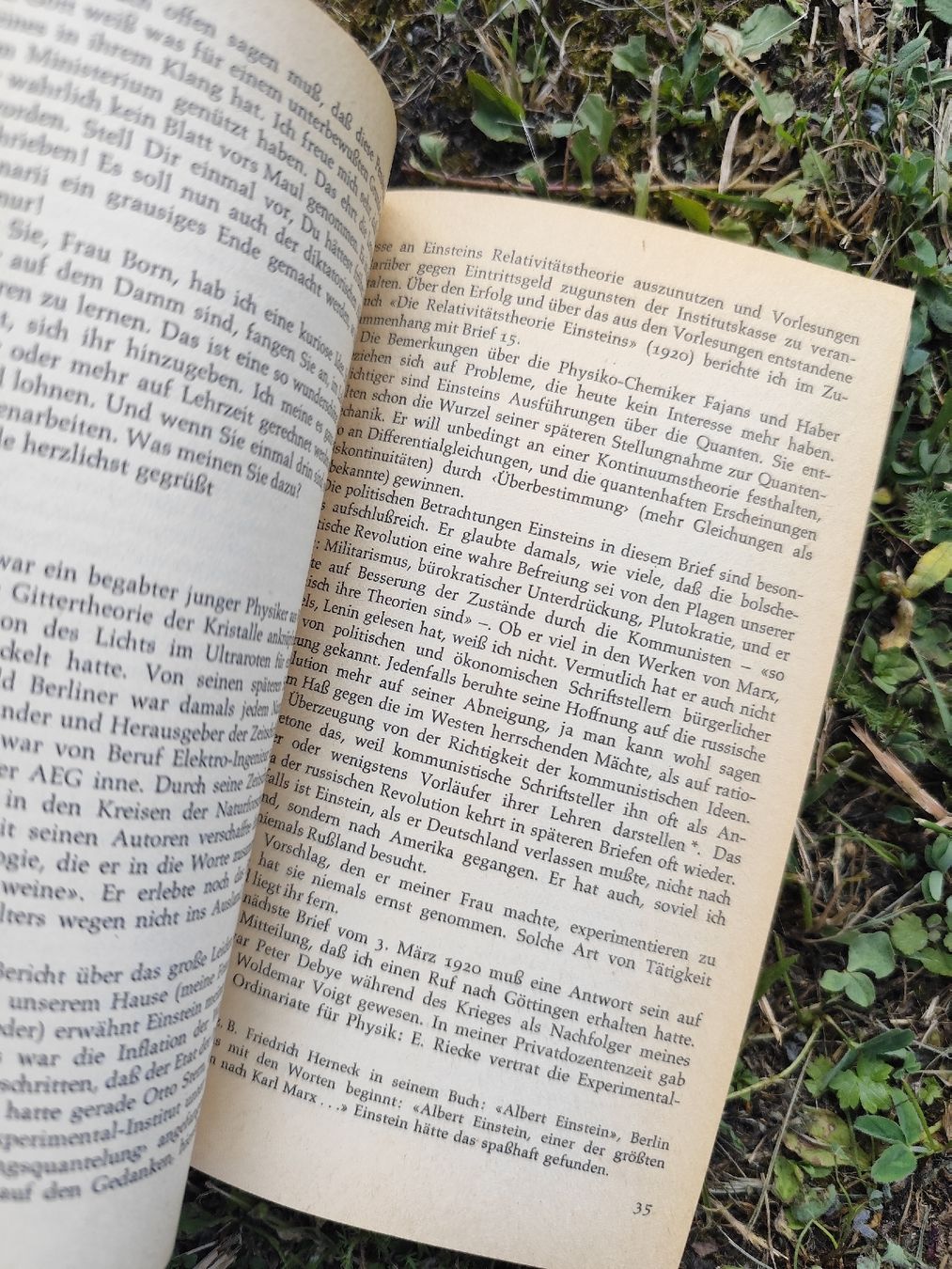 Bücher: Einstein & Born Correspondence 1916-1955 Rare Book – Gebraucht aus Mägenwil von VintageGirly 4