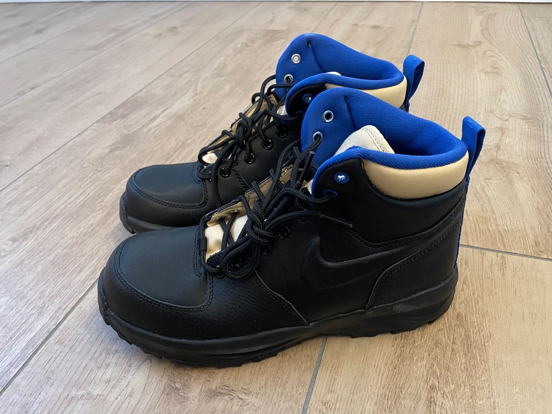 Nike Scarpe per ragazzi: Nike Manoa Gr. 38.5 NEU – Nuovo e nell'imballaggio originale da Waltenschwil venduto da hansnine 2