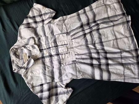 Burberry Mädchenkleid (ca. 5–6 Jahre)