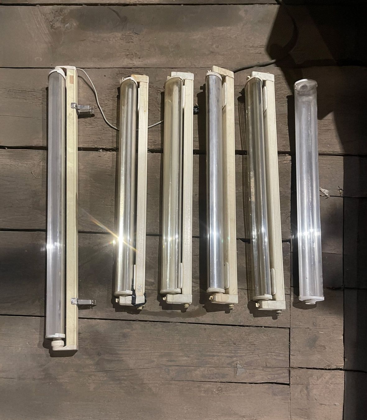 Lampadari & plafoniere: Runde drehbare Deckenleuchten Feuchtraummlampen – Usato da zürich venduto da BB-2005
