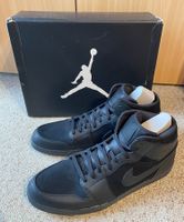 Nike Jordan, schwarz, Grösse 52.5/18, NEU