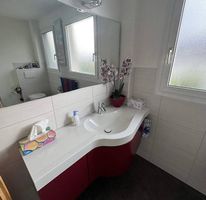 Talsee Badschrank mit Waschbecken und Armatur