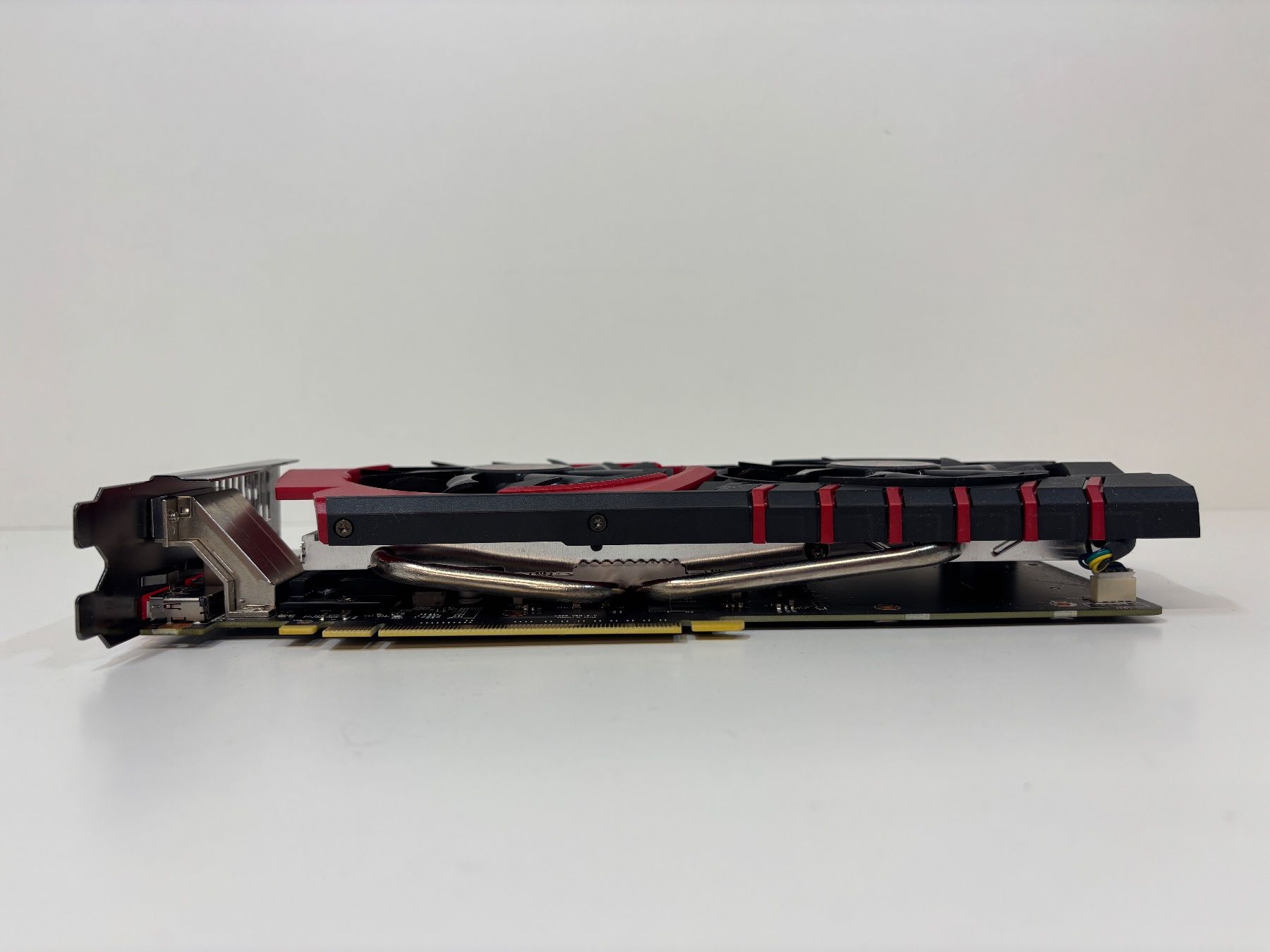 MSI Schede grafiche: Grafikkarte MSI GeForce GTX 950 2GB – Usato da Lachen SZ venduto da alcom-electronics 4