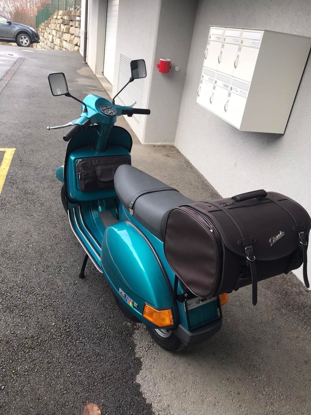 Piaggio Scooters: Vespa PX125 E – Gebraucht aus Villars-Bramard von def_jcq6 3