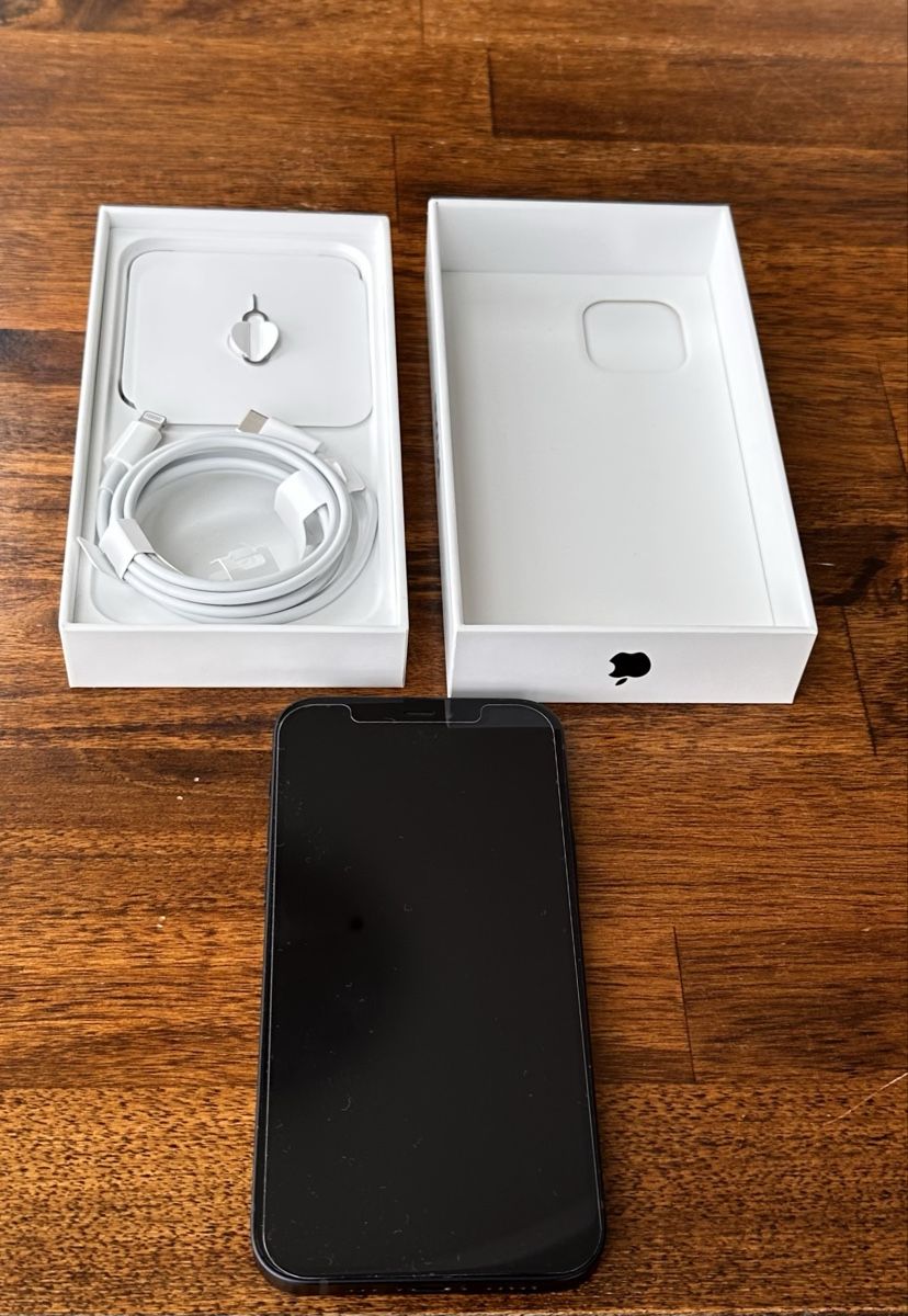 Apple iPhone 12, 256GB, Schwarz - Top Zustand! (Gebraucht) in