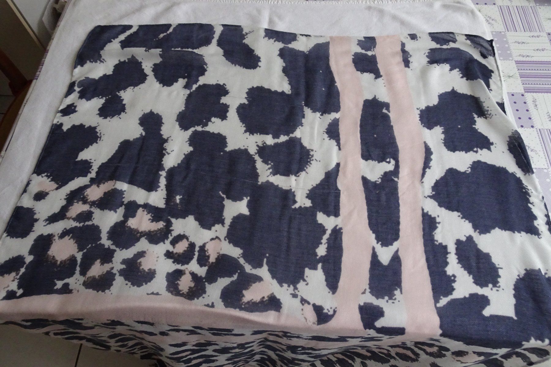 Foulard & Sciarpe: Schal, Halstuch bunt – Usato da Strengelbach venduto da schmetterling20 1