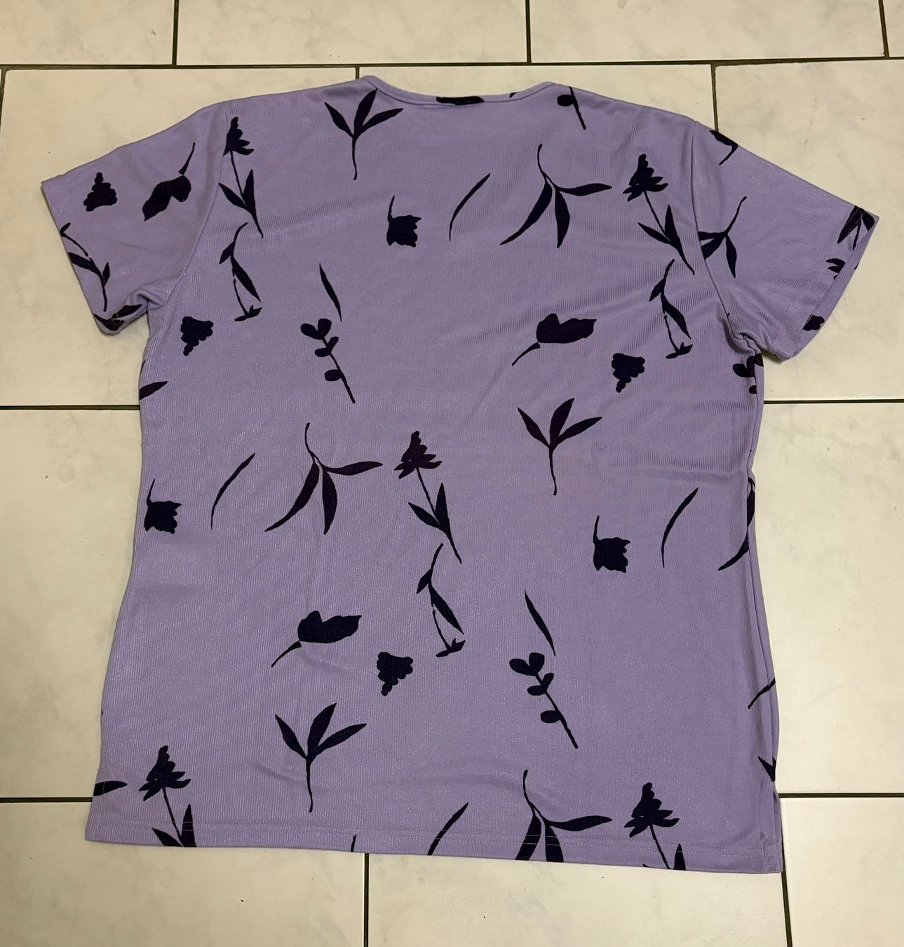T-shirt: T-Shirt Gr. XL – Nuovo (secondo la descrizione) da Basel venduto da tif_m2h6 1