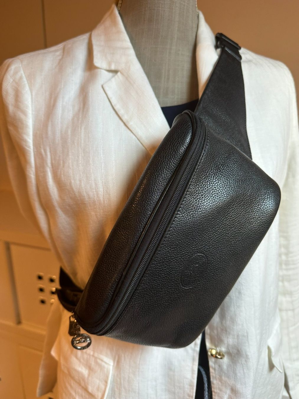 Longchamp Borse da donna: Longchamp Sac banane noir. – Usato da Bernex venduto da euma1976