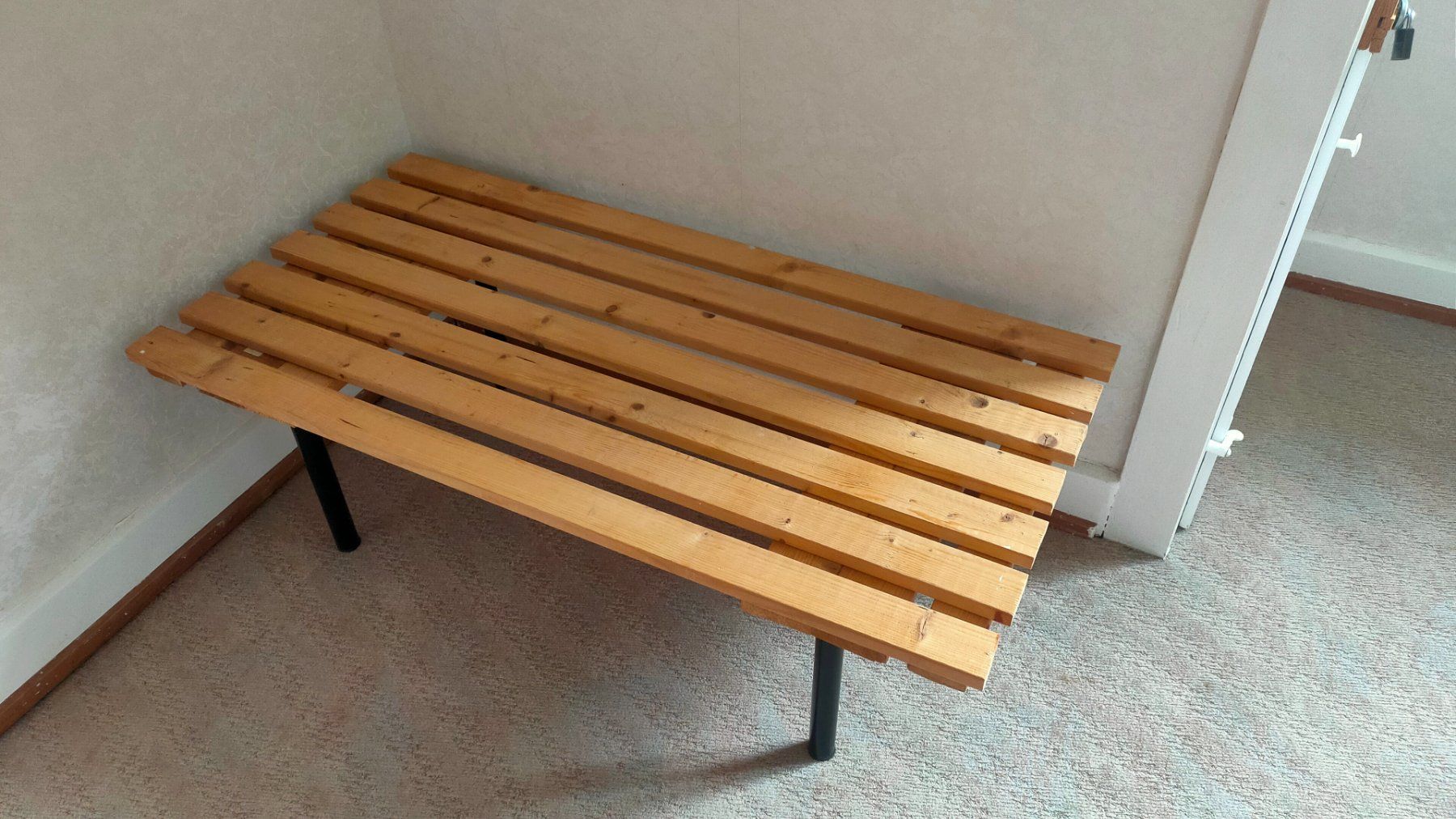 Tavoli: Tischchen Holz metal – Usato da Beringen venduto da ptt_c5nt