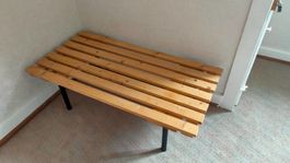 Tischchen Holz metal