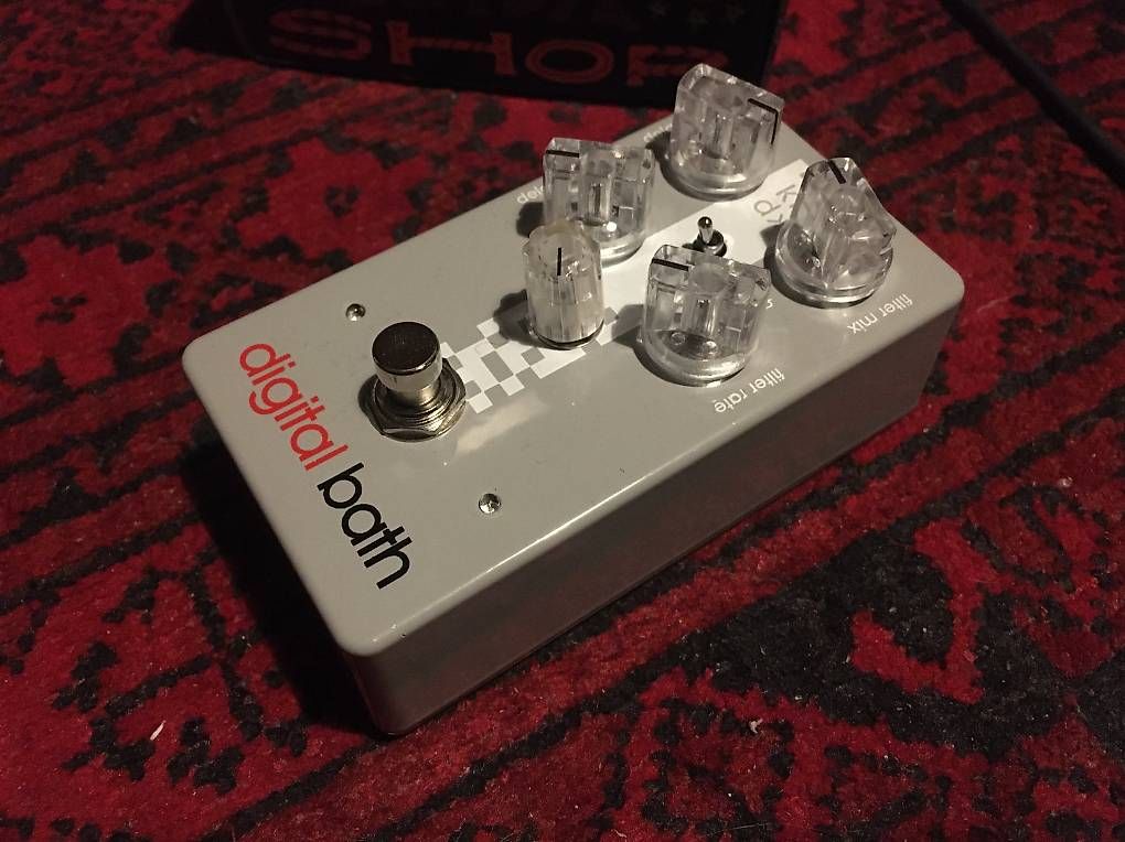 Musikinstrumente: KHDK Electronics Digital Bath Deftones Signature Delay – Neu (gemäss Beschreibung) aus Wallisellen von Gilaguitaz 1