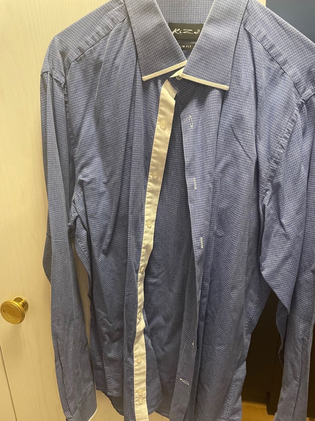 Camicie: RIZ Herren Hemd Slim Fit – Usato da Tägerwilen venduto da makcode09