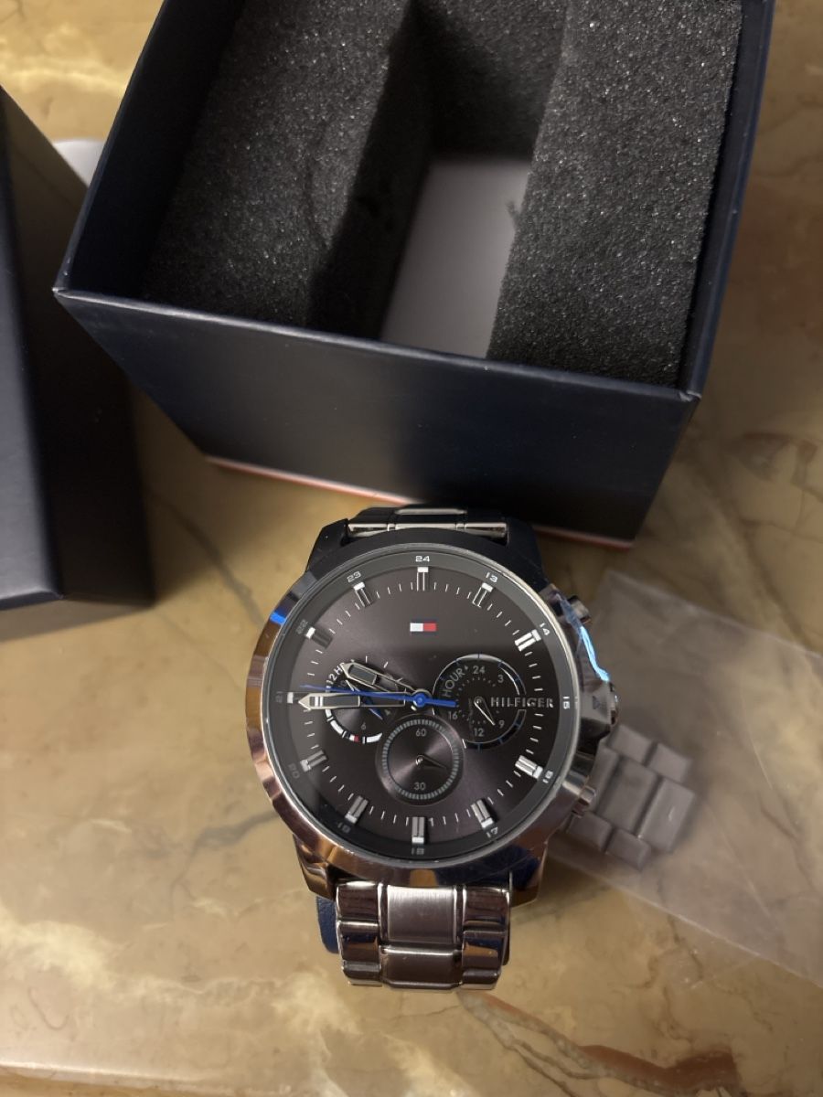 Tommy Hilfiger Montres: Tommy Hilfiger Watch – Neuf (Voir description) à Rechthalten par Thierry_89 1