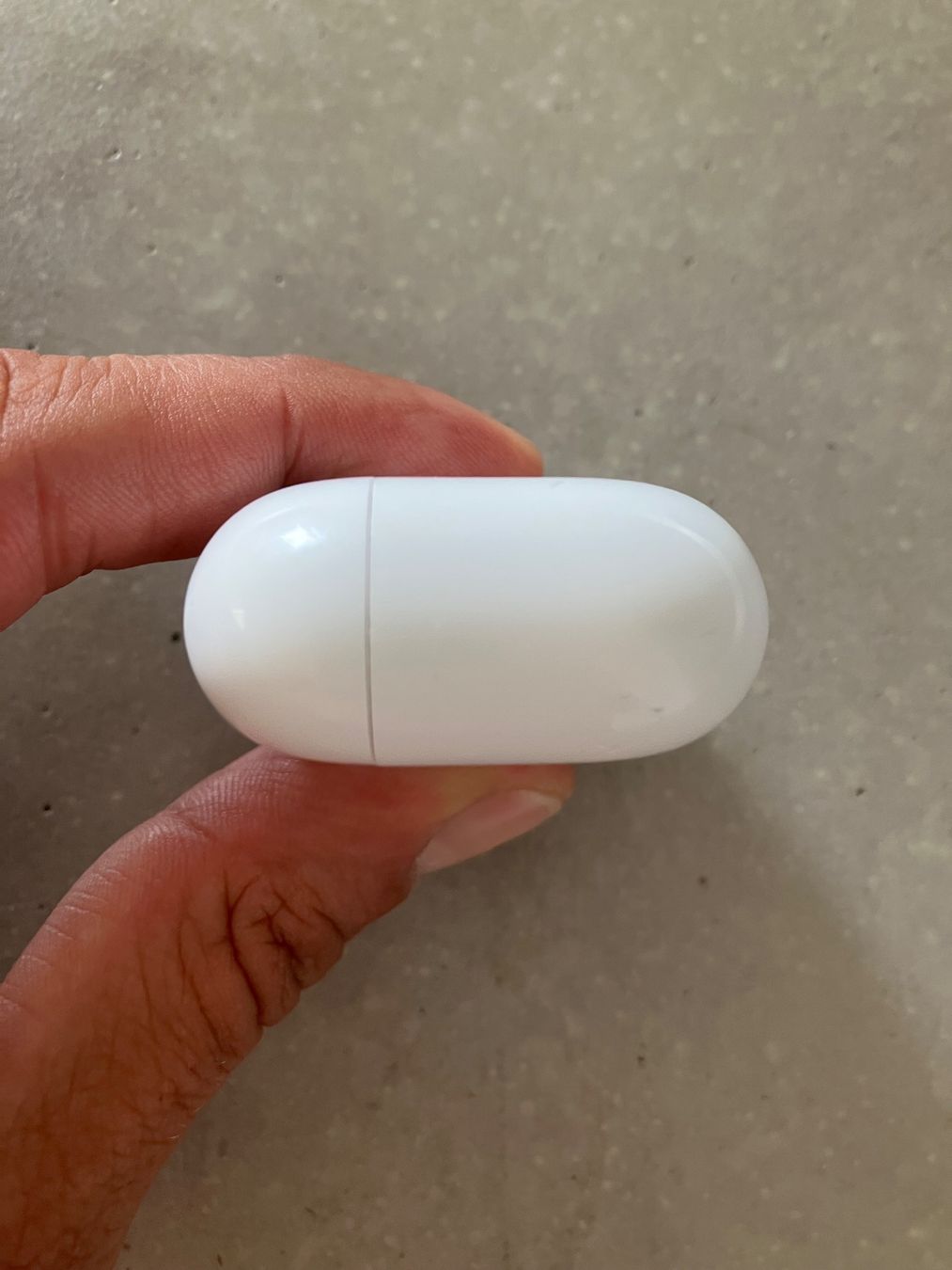 Apple Kopfhörer: Apple AirPods Pro 1 Charging Case – Gebraucht aus Lausanne von mr.v 6