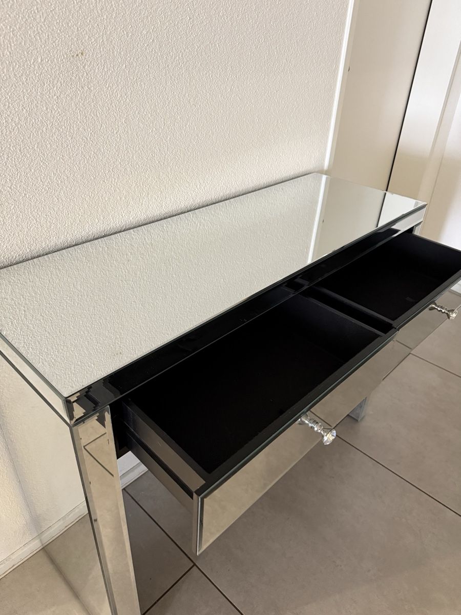 Schminktische: Eleganter Spiegeltisch mit Glas – Neu (gemäss Beschreibung) aus Lengnau BE von aya_2tvj 3
