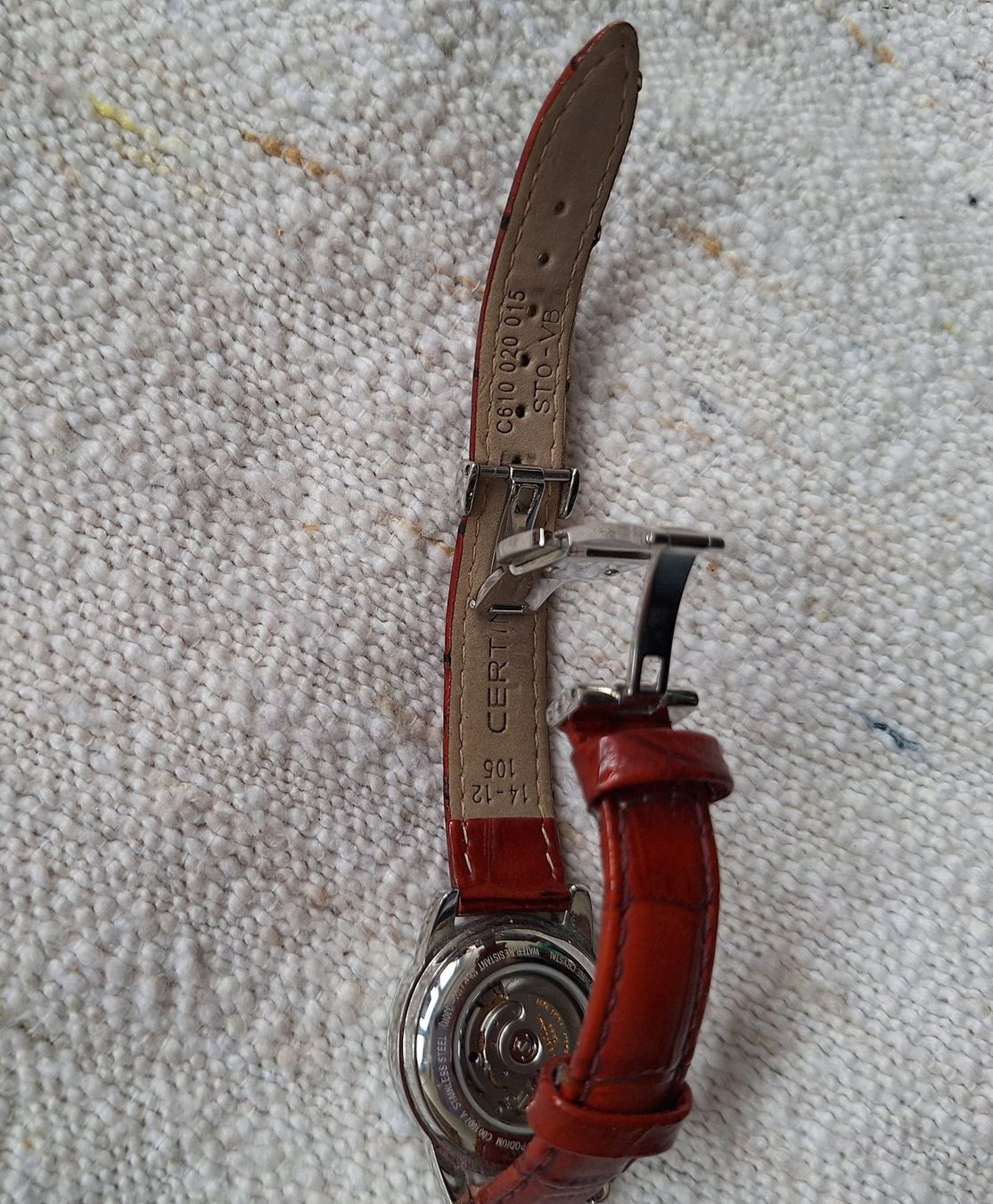 Certina Orologi: Certina DS Podium Automatic, cuir rouge, État impeccable – Nuovo (secondo la descrizione) da Onex venduto da adr_fg5g 3
