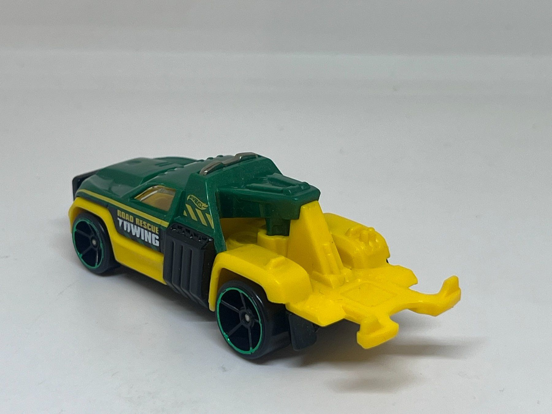 Hot Wheels Modellini d'auto: Hot Wheels Repo Duty #112 – Usato da Wildegg venduto da LaaBoutique 2