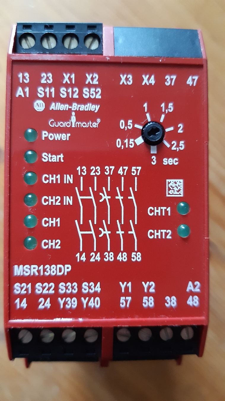 Elektronikbauteile: Allen-Bradley Sicherheitsrelais MSR138DP – Gebraucht aus Oey von Parkplatzbrocki