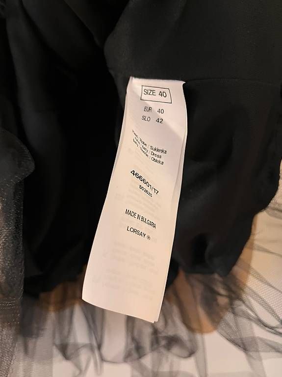 Vestiti: Vendo abito festivo beige  – Usato da Jona venduto da sen_vd8v 3