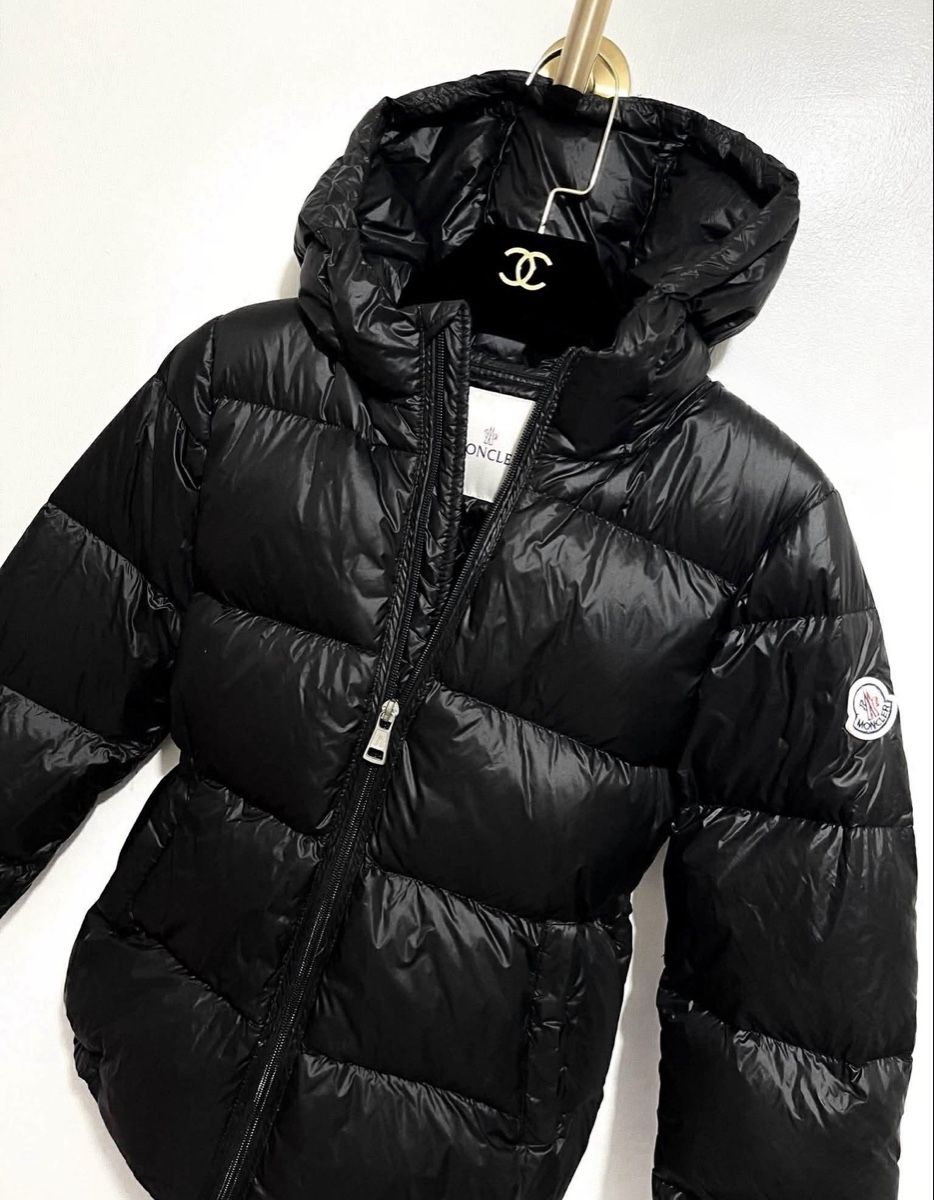 Moncler Jacken: Moncler Black Jacket – Gebraucht aus St.Josefen von lop_lh8d 3