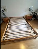 Grüne Erde Holzbett 140x200 cm