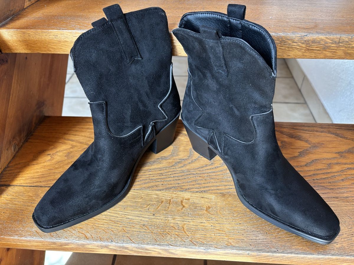 Scarpe da donna: Bottines noires – Nuovo (secondo la descrizione) da Courcelon venduto da odi_9mjv 3
