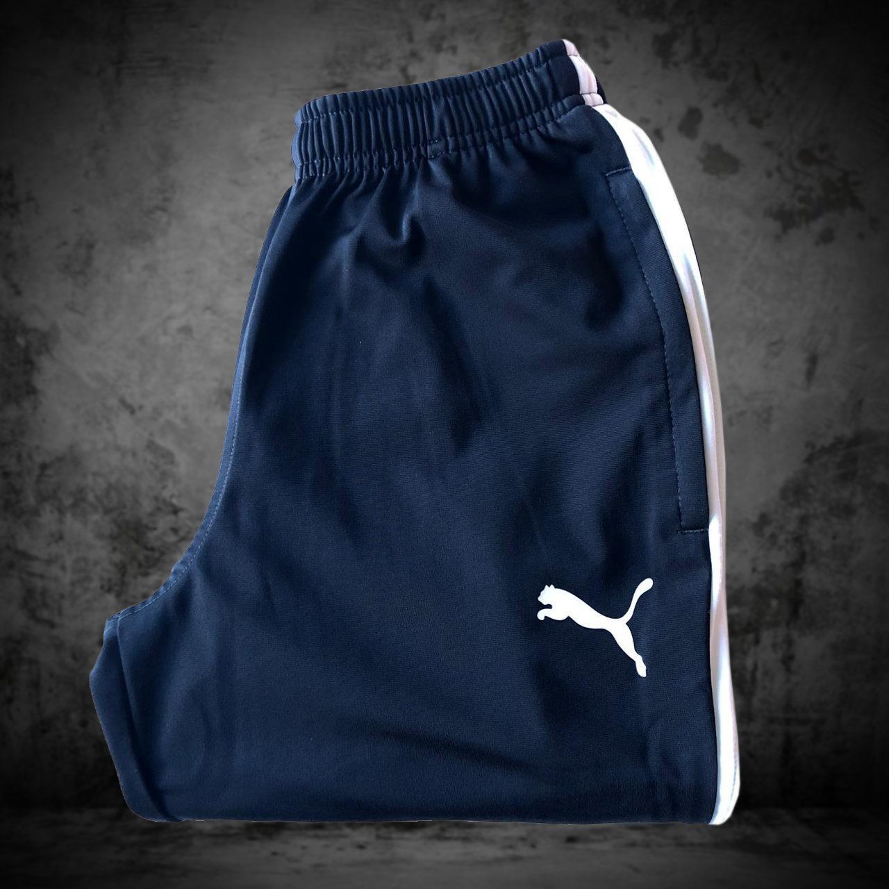 Puma Hosen: Jogging Puma Boy Black XL – Gebraucht aus Genève von ang_7j7j 1