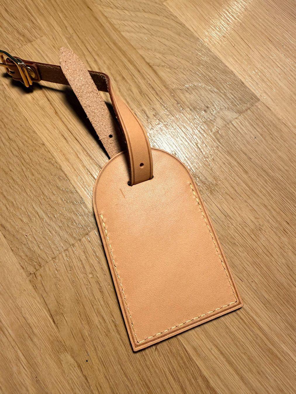 Louis Vuitton Reisekoffer: Bag Tag von Louis Vuitton – Neu (gemäss Beschreibung) aus Luzern von Piparkakku 1