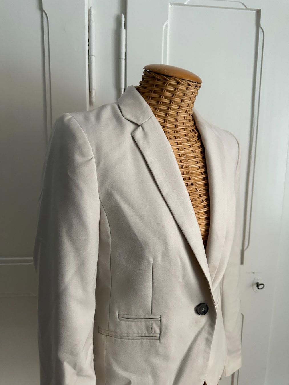H&M Vestes: Blazer crème elegant - 36 – D'occasion à Zürich par Diazaio 1