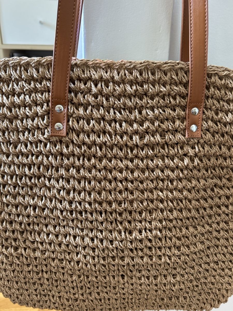 Taschen für Damen: Basttasche zum umhängen  – Gebraucht aus Chur von muggali 1
