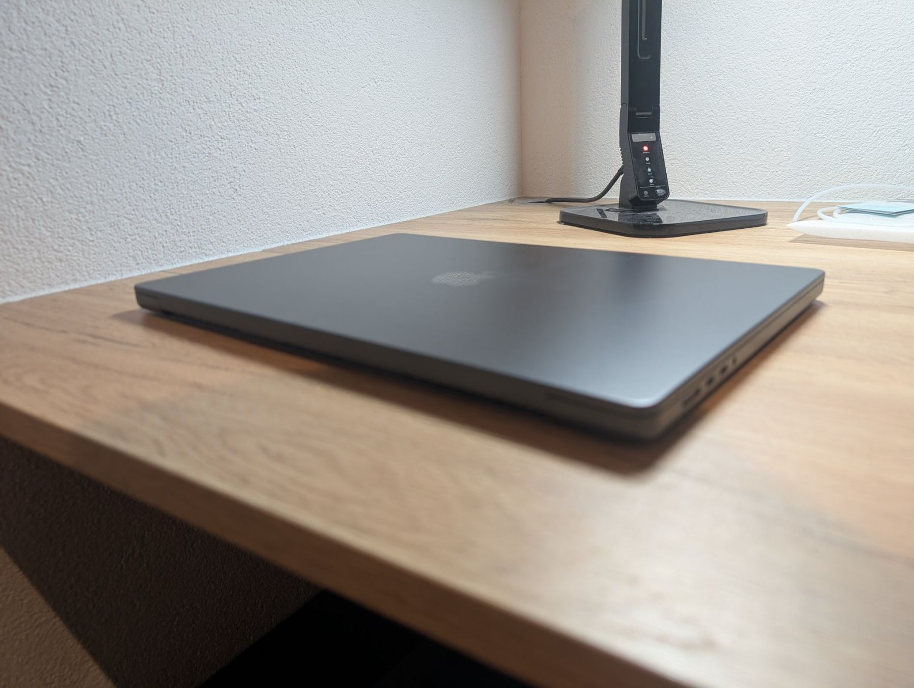 Apple Notebooks: MacBook Pro 16" M5 Pro 18C CPU/20C GPU/1 TB/48 GB / SpaceBl. – Neu (gemäss Beschreibung) aus Schwarzenegg von clasa_gmbh 4