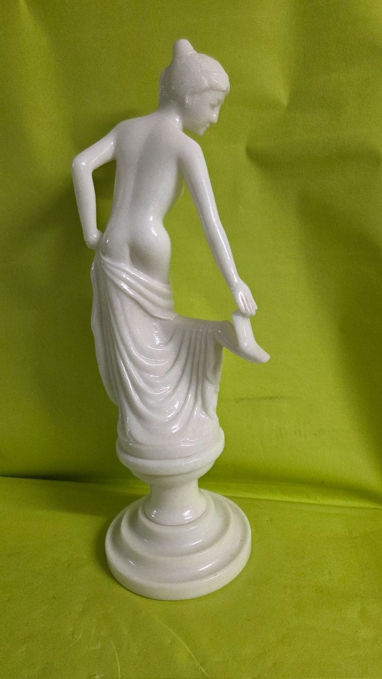 Sculture & Statue: Lady aus edlem Marmor 55cm – Nuovo (secondo la descrizione) da Roggliswil venduto da Mabelco 2