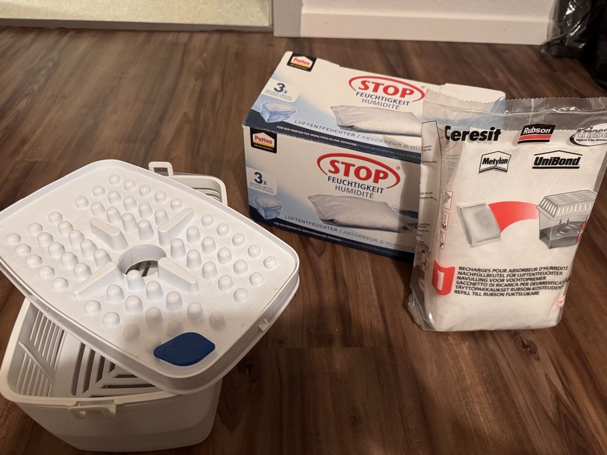 Deumidificatori: Luftentfeuchter / Absorbeur d‘humidité – Usato da Tafers venduto da SJB999
