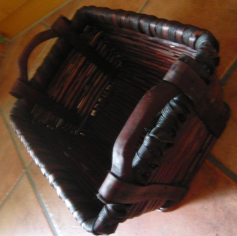 Altro per la casa: Korb Abmessung ca 37 x 25 x 18 cm – Usato da Ruggell venduto da Dolce9 1
