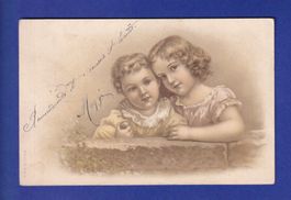 ENFANT - Un joli petit couple