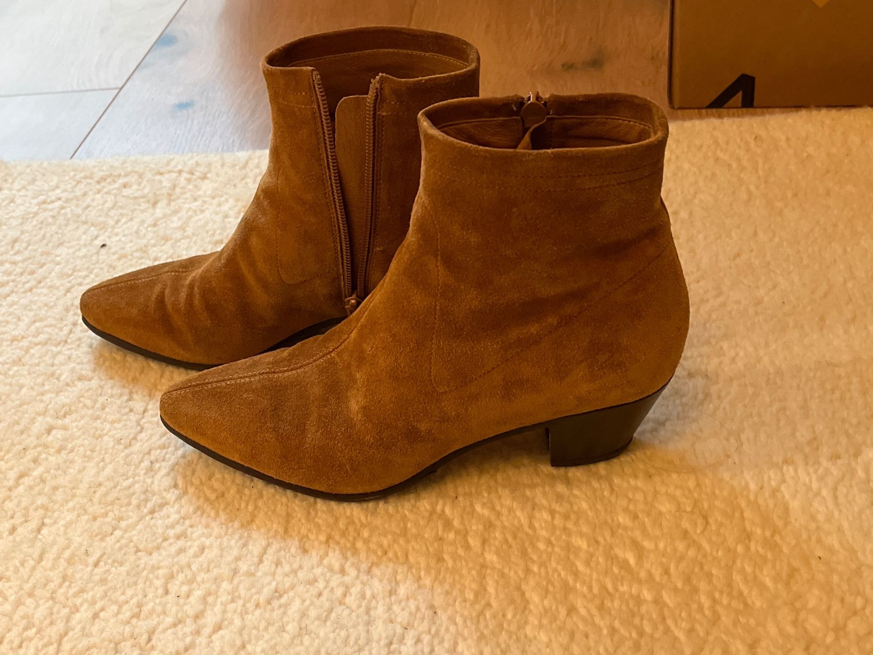Maje Scarpe da donna: Stiefeletten Wildleder Gr. 38. Maje – Usato da Oetwil am See venduto da tbu_9tpv 1