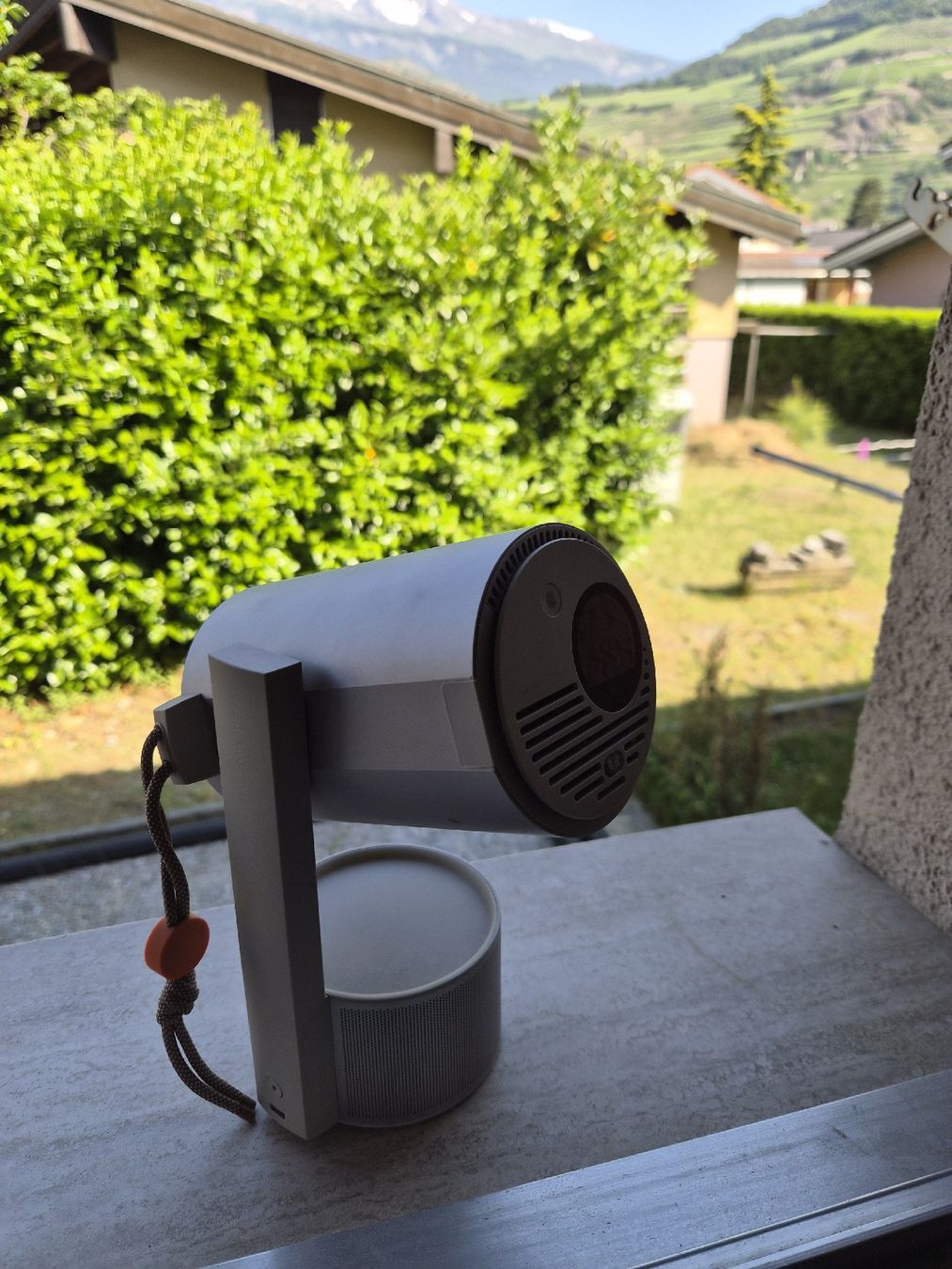 Xgimi Proiettori: Mini projecteur portable Xgimi Mogo 3 – Nuovo (secondo la descrizione) da St-Léonard venduto da tab_vch6 1