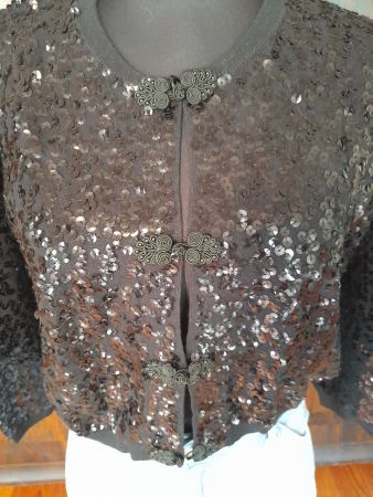 Pailletten-Jäckchen . S . 3/4 Arm .