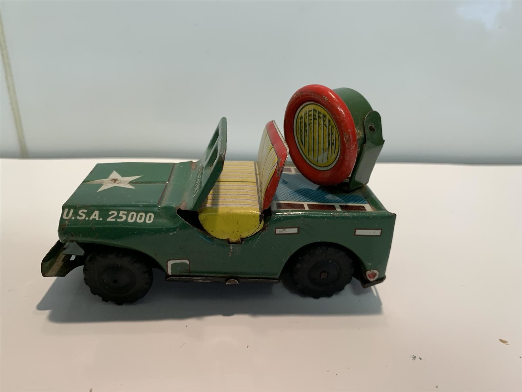 Giocattoli: Jeep USA Flugabwehr /Scheinwerfer  253 – Usato da Kerzers venduto da tisyayasuBE 3