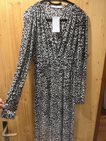 Tolles Leo Kleid neu Mango M