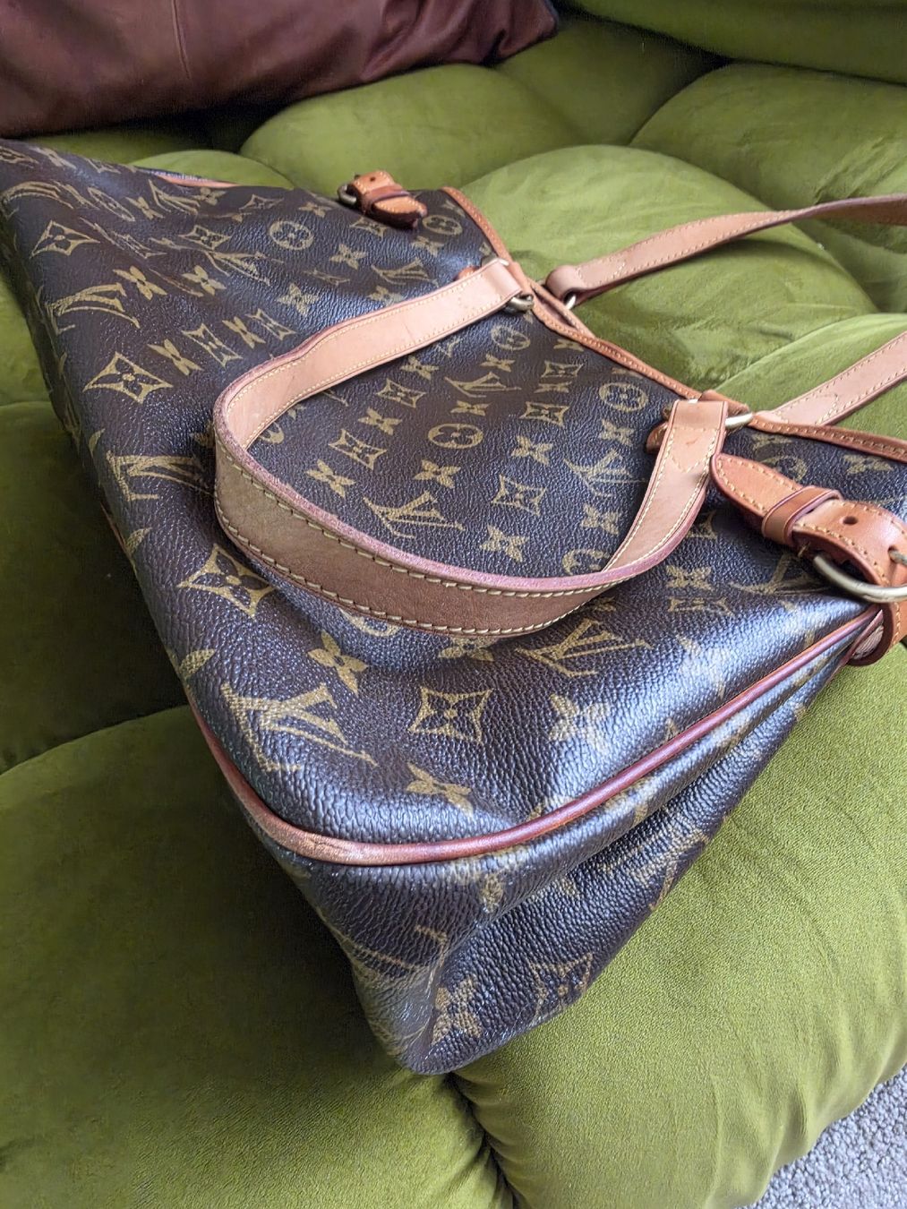 Louis Vuitton Taschen für Damen: Louis Vuitton Batignolles Tasche – Gebraucht aus St. Gallen von heartbug 2