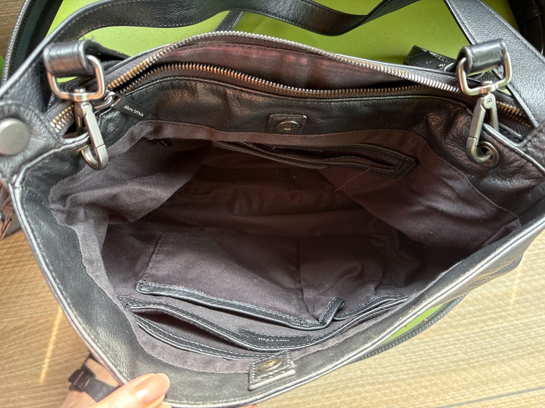 Taschen für Damen: Ledertasche mit Schulterriemen – Gebraucht aus Rosshäusern von monk30 4
