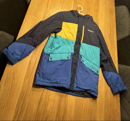 Zimtstern Winterjacke, Gr. M (10-12 J.) - Top Zustand!