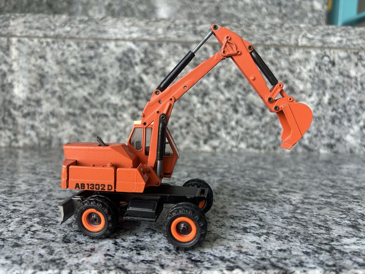 Kits de montage: Atlas AB1302 D , 1:50 – D'occasion à Horw par Tigercat635 2
